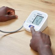Omron M2+ automata felkaros vérnyomásmérő