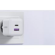 Ugreen X516 USB + USB-C fali töltő, GaN, 30 W (fehér)